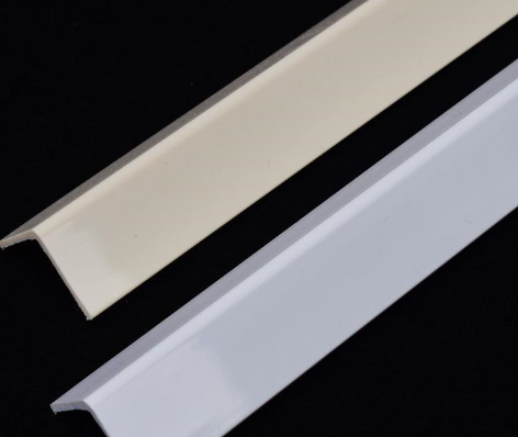 PVC塑料陽角線增白用鈦白粉好還是增白劑好？